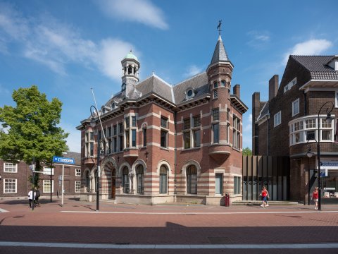 Johan de Wittstraat 2 inspectie gevels daken Dordrecht Dudok schade oorzaken onderhoud dakruiter conditiemeting nen 2767  url 2005